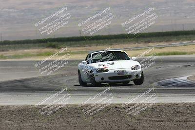 media/Jun-01-2024-CalClub SCCA (Sat) [[0aa0dc4a91]]/Group 3/Race/